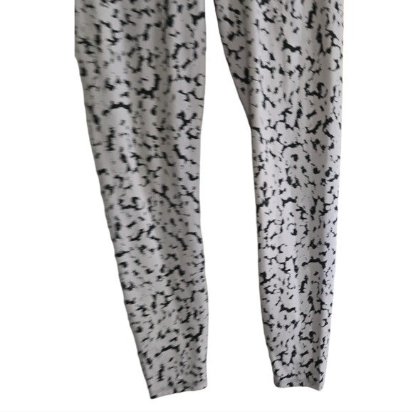 VARLEY Century 2.0 Printed Leggings Small Low-impact Cropped Lolux Print Jersey - Picture 3 of 6